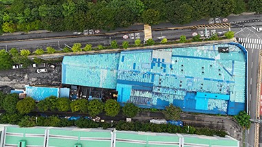 1968년부터 검은 흙먼지로 지역 주민들 민원의 핵심이던 삼천리연탄공장 철거 전 부지 모습.