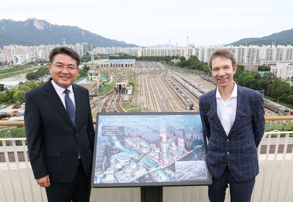 (2025년 9월 노원구청 옥상)요하네스 회장과 오승록 노원구청장